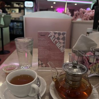 Stussy’s Diner - Tea pot! - Diners Near Me - Chicago, Illinois Stussy’s Diner - Tea pot! - Diners Near Me - Chicago, Illinois