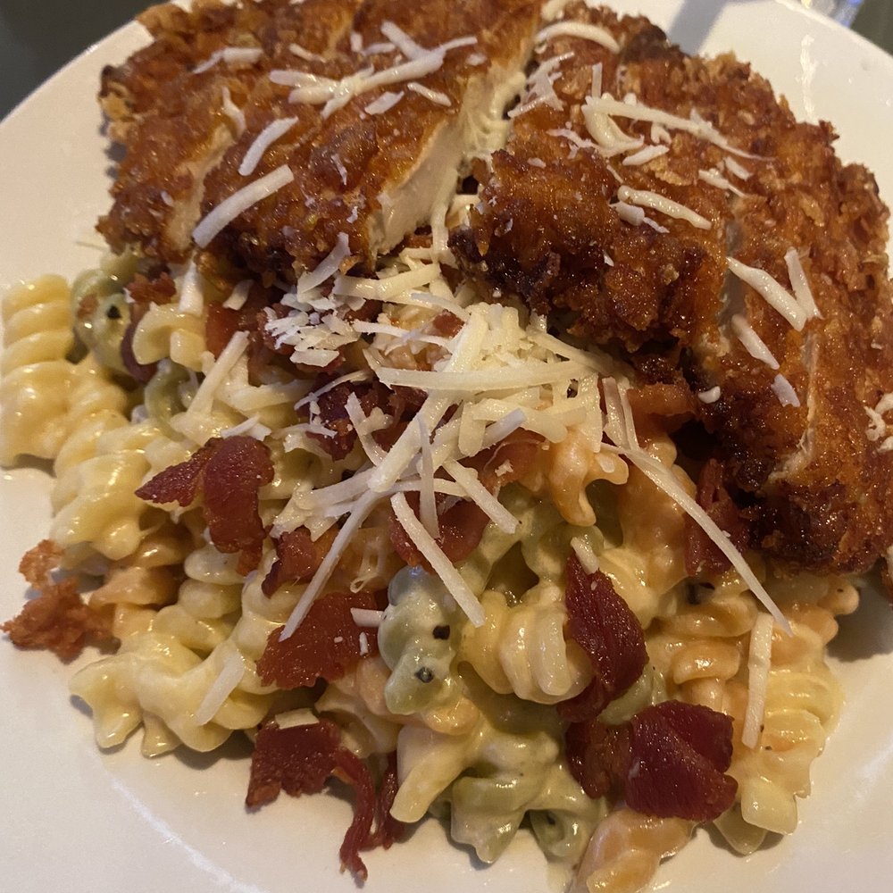 The Dizzy - Macaroni with corn flake chicken breast - Pubs Near Me - Toronto, Ontario The Dizzy - Macaroni with corn flake chicken breast - Pubs Near Me - Toronto, Ontario