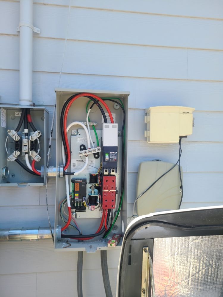 Slide of Texas Boy Lighting & Electrical