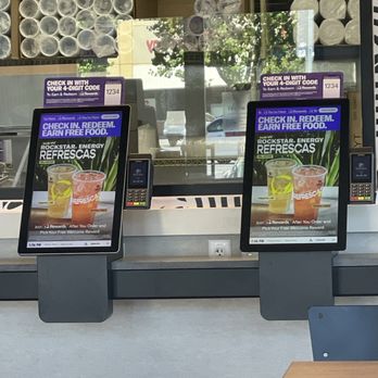 Taco Bell - Order screens - Fast Food Near Me - San Jose, California