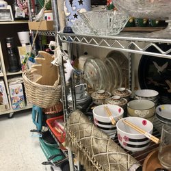 Odds & Ends - A Kuakini Thrift Shop - Nice assortment of donations; clean and organized shop