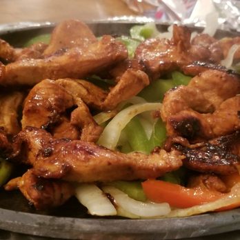 Nuevo Acapulco - Chicken fajita on point... - Mexican Near Me - Fairview Park, Ohio Nuevo Acapulco - Chicken fajita on point... - Mexican Near Me - Fairview Park, Ohio