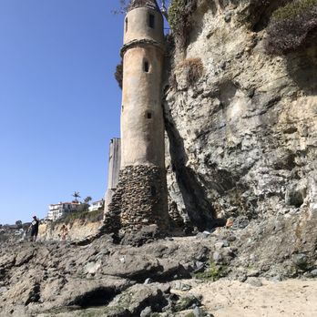 Victoria Beach - Pirate Tower - Beaches Near Me - Laguna Beach, California Victoria Beach - Pirate Tower - Beaches Near Me - Laguna Beach, California