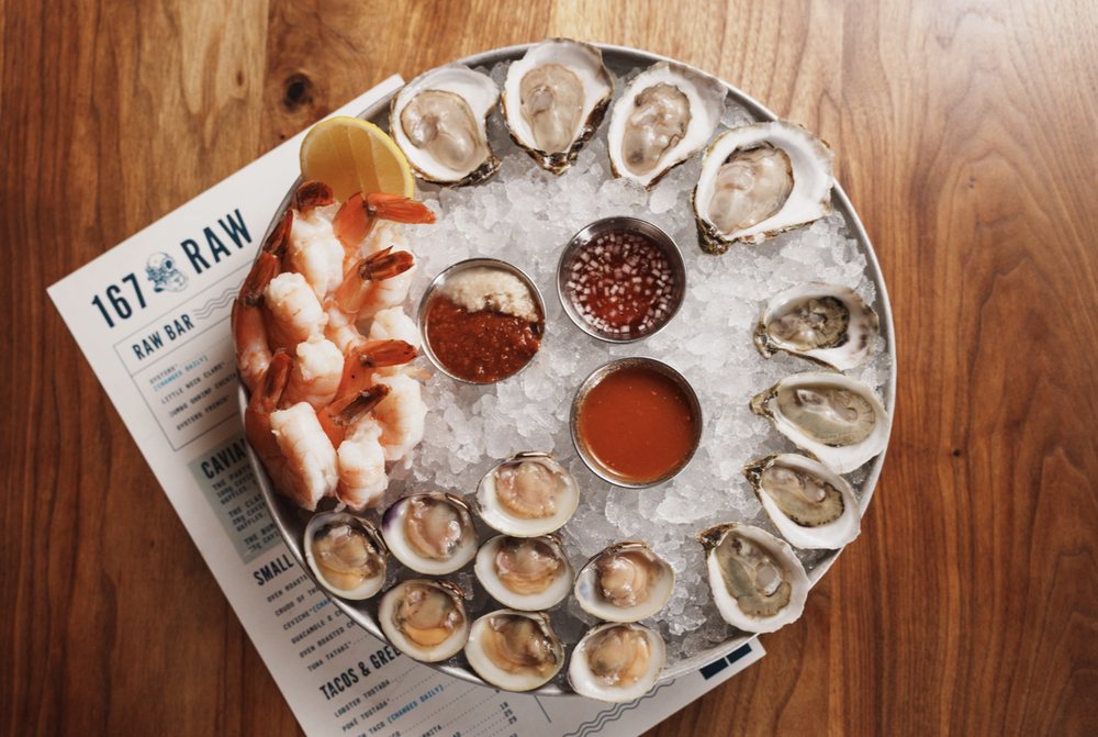 167 Raw Oyster Bar - Charleston