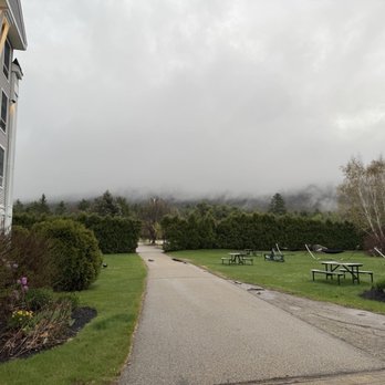 North Conway Grand Hotel - "Courtyard" - Hotels Near Me - North Conway, New Hampshire North Conway Grand Hotel - "Courtyard" - Hotels Near Me - North Conway, New Hampshire