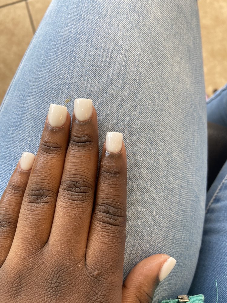 LE NAIL Updated August 2024 24 Photos & 30 Reviews 4542 Calumet