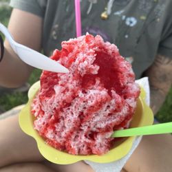 Friki Tiki Ice Hut - Lil Friki tigers blood avalanche style.