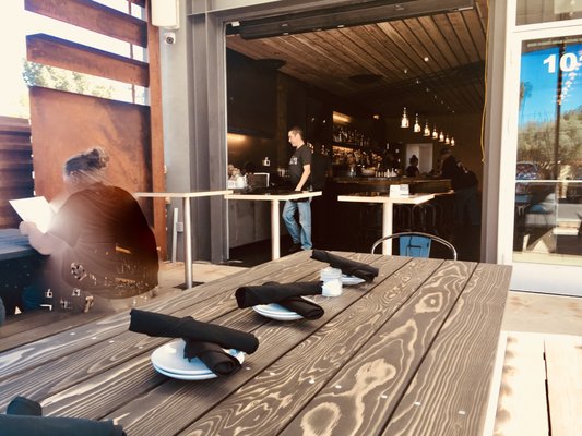 Starlite BBQ by null