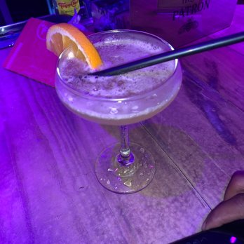 77 Degrees Rooftop - Norman's Cay - Lounges Near Me - Houston, Texas