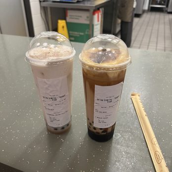 7 Miles Tea Lab - OSMANTHUS OOLONG MILK TEA and BRÛLÉE BLACK - Coffee & Tea Near Me - Los Angeles, California 7 Miles Tea Lab - OSMANTHUS OOLONG MILK TEA and BRÛLÉE BLACK - Coffee & Tea Near Me - Los Angeles, California