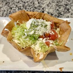 La Casa Mexicana - taco salad