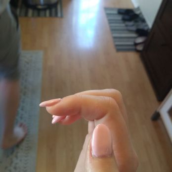 East Town Spa - Crooked nail (thumb) and 0 blending of the product to the actual nail. - Day Spas Near Me - Milwaukee, Wisconsin East Town Spa - Crooked nail (thumb) and 0 blending of the product to the actual nail. - Day Spas Near Me - Milwaukee, Wisconsin