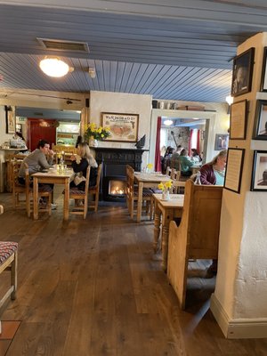 Moran's Oyster Cottage by null