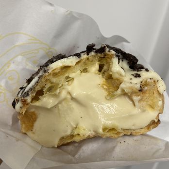 Beard Papa's - Redemption! - Desserts Near Me - Los Angeles, California Beard Papa's - Redemption! - Desserts Near Me - Los Angeles, California