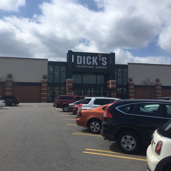 DICK'S Sporting Goods - The store front - Sports Wear Near Me - Pittsburgh, Pennsylvania