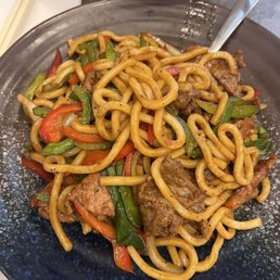 Black Pepper Beef Stir-Fried Udon Black Pepper Beef Stir-Fried Udon