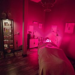 Kalora Skin  - LED light therapy
