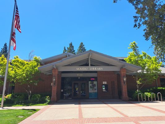 ROSEVILLE PUBLIC LIBRARY - MAIDU BRANCH - Updated June 2026 - 46 Photos ...