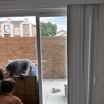 All Cities Glass and Glazing - Glass & Mirrors Near Me - Gardena, California All Cities Glass and Glazing - Glass & Mirrors Near Me - Gardena, California