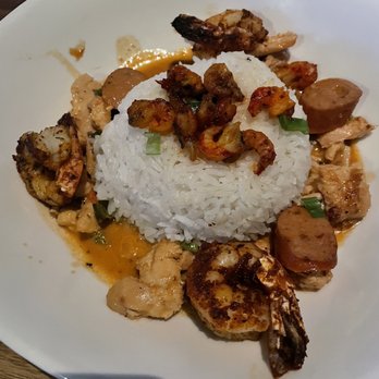 Yard House - New American Near Me - Atlanta, Georgia