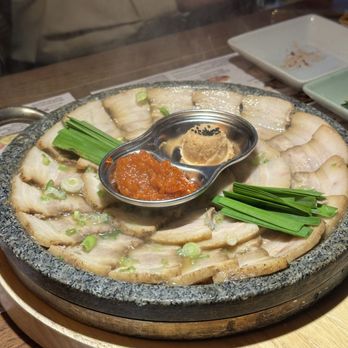JinCook - Garlic SuYuk - Korean Near Me - Los Angeles, California