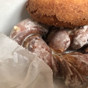 Stan's Donuts & Coffee - Donuts Near Me - Orland Park, Illinois