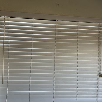 Cleaning Prodigies - Before: right side
After: left side - Home Cleaning Near Me - Clifton, Colorado Cleaning Prodigies - Before: right side
After: left side - Home Cleaning Near Me - Clifton, Colorado