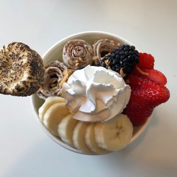 Icicles - The "Ferrari" with strawberries, toasted marshmallow, bananas, blackberries, blueberries, toasted coconut, and whipped cream. - Desserts Near Me - Pleasanton, California Icicles - The "Ferrari" with strawberries, toasted marshmallow, bananas, blackberries, blueberries, toasted coconut, and whipped cream. - Desserts Near Me - Pleasanton, California