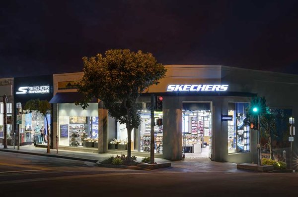 tienda skechers plaza san miguel
