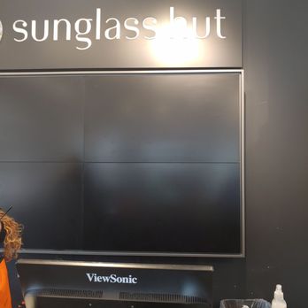 Sunglass Hut - Sunglasses Near Me - Leesburg, Virginia Sunglass Hut - Sunglasses Near Me - Leesburg, Virginia