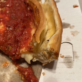 Giordano's - There was a roach in my pizza - Pizza Near Me - Chicago, Illinois Giordano's - There was a roach in my pizza - Pizza Near Me - Chicago, Illinois