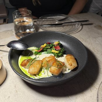 San Laurel - Scallops - Spanish Near Me - Los Angeles, California San Laurel - Scallops - Spanish Near Me - Los Angeles, California