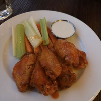 Parkside Tavern - Buffalo Wings - American Near Me - Morristown, New Jersey Parkside Tavern - Buffalo Wings - American Near Me - Morristown, New Jersey