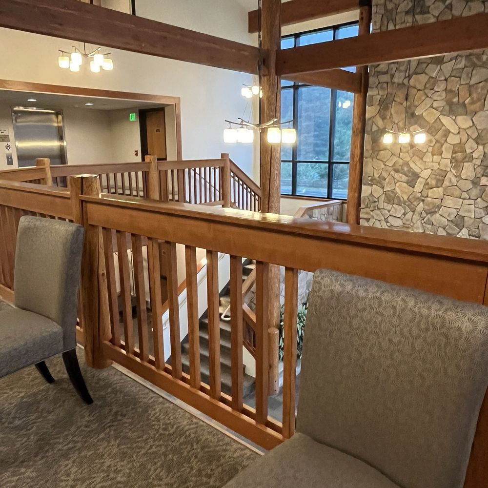 Breeze Inn - Lounge area - Hotels Near Me - Seward, Alaska Breeze Inn - Lounge area - Hotels Near Me - Seward, Alaska