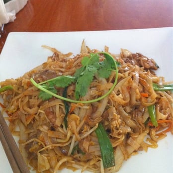 Saigon Restaurant - Rice noodles with pork - Vietnamese Near Me - Portland, Maine Saigon Restaurant - Rice noodles with pork - Vietnamese Near Me - Portland, Maine