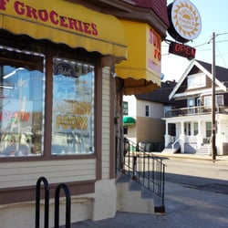 Sunrise Foods - Cheerful corner grocery