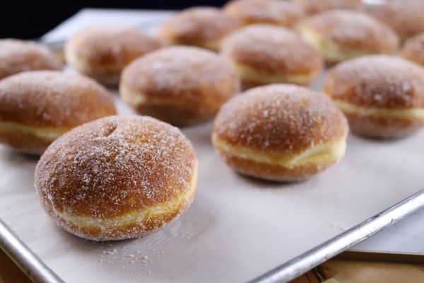 Dot & Dough by null