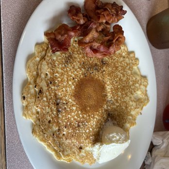 Gilchrist Offshore Restaurant - Short stack of chocolate chip pancakes & side of bacon - Breakfast & Brunch Near Me - Egg Harbor City, New Jersey Gilchrist Offshore Restaurant - Short stack of chocolate chip pancakes & side of bacon - Breakfast & Brunch Near Me - Egg Harbor City, New Jersey
