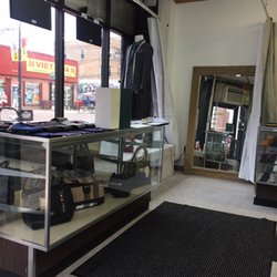 Big and comfort fitting room for our clients
