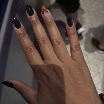 Perkins Nails - Nail Technicians Near Me - Baton Rouge, Louisiana