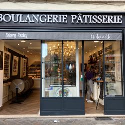 Antoinette Boulangerie - Exterior