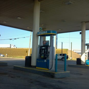 Valero - Gas Stations Near Me - Dilley, Texas Valero - Gas Stations Near Me - Dilley, Texas