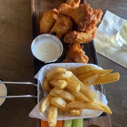 8 Piece Buffalo Chicken Wings Lunch