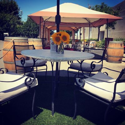 Five Suits Brewing by null