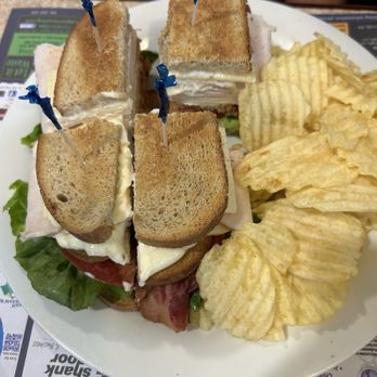 Dutch-Way Family Restaurant - Gap - Club sandwich - Buffets Near Me - Gap, Pennsylvania Dutch-Way Family Restaurant - Gap - Club sandwich - Buffets Near Me - Gap, Pennsylvania