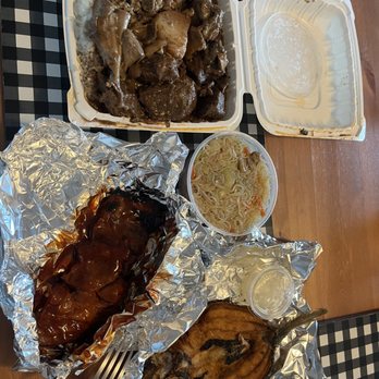Pinoy BBQ ATBP - Chicken Adobo and Beef Kaldereta Combo Plate Small Fried Daing na Bangus Boneless Pork BBQ on a Stick Pancit Bihon - Barbeque Near Me - Milpitas, California