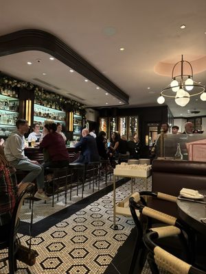 Brasserie Mon Chou Chou by null