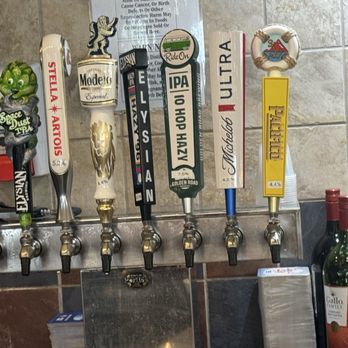 Round Table Pizza - Beer on tap - Pizza Near Me - Oceanside, California