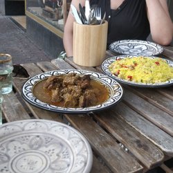 Midi Marché - Te gek rundvlees, met Couscous.