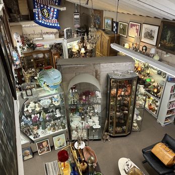 Rich Man Poor Man Antiques Mall - Antiques Near Me - Cambria, California Rich Man Poor Man Antiques Mall - Antiques Near Me - Cambria, California